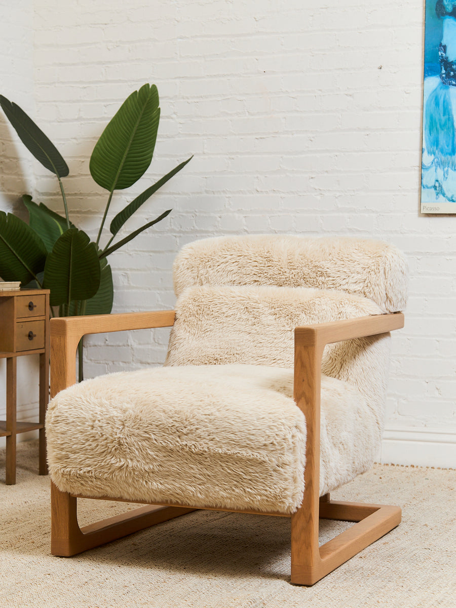 Huxley Chair in Yakety Yak Faux Fur – Sunbeam Vintage