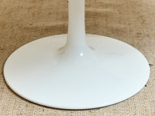 Load image into Gallery viewer, Daisy Oval 78 Dining Table As Is