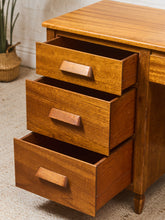 Load image into Gallery viewer, Oak Vintage Desk