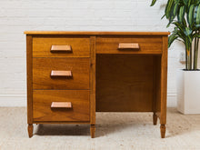 Load image into Gallery viewer, Oak Vintage Desk