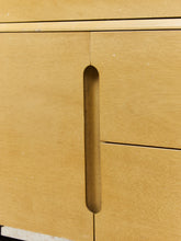 Load image into Gallery viewer, 1960’s New England Mason Hutch Bar