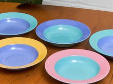 Load image into Gallery viewer, Rare Lindt-Stymeist Vintage set