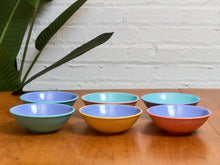 Load image into Gallery viewer, Rare Lindt-Stymeist Vintage set