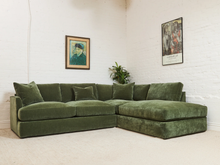 Load image into Gallery viewer, Michonne Sectional Sofa