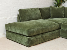 Load image into Gallery viewer, Michonne in Amici Moss