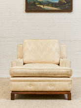 Load image into Gallery viewer, Vintage Lounge Chair