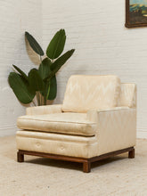 Load image into Gallery viewer, Vintage Lounge Chair