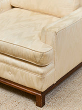 Load image into Gallery viewer, Vintage Lounge Chair