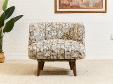 Load image into Gallery viewer, Sabin Chair in Juluna Cuba