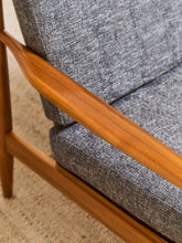 Load image into Gallery viewer, Vintage Danish Lounge Chair