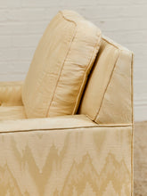 Load image into Gallery viewer, Vintage Lounge Chair