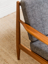 Load image into Gallery viewer, Vintage Danish Lounge Chair