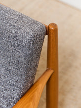 Load image into Gallery viewer, Vintage Danish Lounge Chair