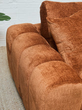 Load image into Gallery viewer, Felipe Sofa