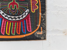Load image into Gallery viewer, Mola Textile Vintage
