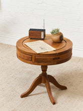 Load image into Gallery viewer, Antique Duncan Phyfe Occasional Table