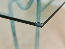 Load image into Gallery viewer, Antiqued Vintage Mid Century Patio Table