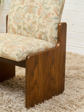 Load image into Gallery viewer, Pueblo Lane Brutalist Dining Table w/4 Chairs