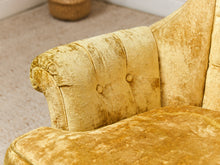 Load image into Gallery viewer, Fairfield 1970’s Regency Vintage Club Chair