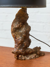 Load image into Gallery viewer, 1960's Burl Vintage Lamp
