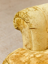 Load image into Gallery viewer, Fairfield 1970’s Regency Vintage Club Chair