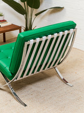 Load image into Gallery viewer, Kelly Green Barcelona Style Chair