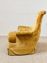 Load image into Gallery viewer, Fairfield 1970’s Regency Vintage Club Chair