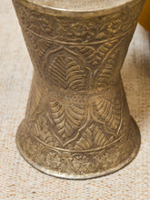 Load image into Gallery viewer, Moroccan Hammered Metal Pedestal Table