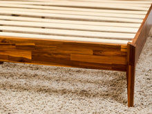 Load image into Gallery viewer, Rope King Size Bed