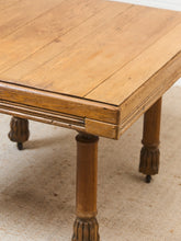 Load image into Gallery viewer, Antique Early American Dining Table