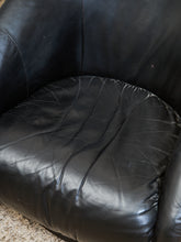 Load image into Gallery viewer, 1970’s Leather Space Age Swivel Chair