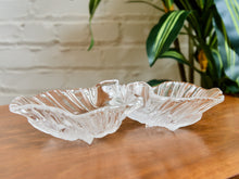 Load image into Gallery viewer, Crystal Hibiscus Tray