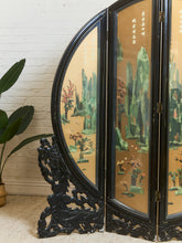Load image into Gallery viewer, Round Jade Chinese Vintage Carved Screen Room Divider