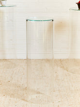 Load image into Gallery viewer, Acrylic Clear Pedestals