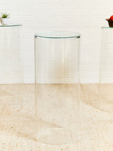 Load image into Gallery viewer, Acrylic Clear Pedestals
