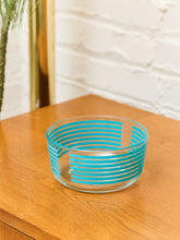 Load image into Gallery viewer, Pyrex bowl