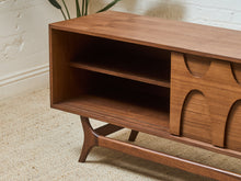 Load image into Gallery viewer, Scandinavian Credenza