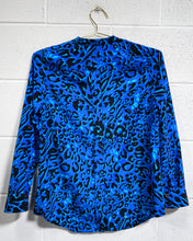 Load image into Gallery viewer, Blue Animal Print Blouse (PS)