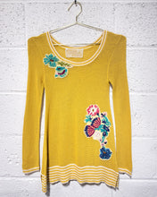 Load image into Gallery viewer, Mustard Knit Blouse with Floral Appliqués