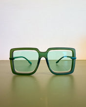 Load image into Gallery viewer, Green Fashion Glasses