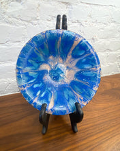 Load image into Gallery viewer, Vintage Blue and Gold Swirl Enamel Plate