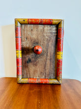 Load image into Gallery viewer, Lacquerware Hand Painted Wooden Spice Box