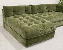 Load image into Gallery viewer, Prima Chaise and Bumper Olive Green Sofa