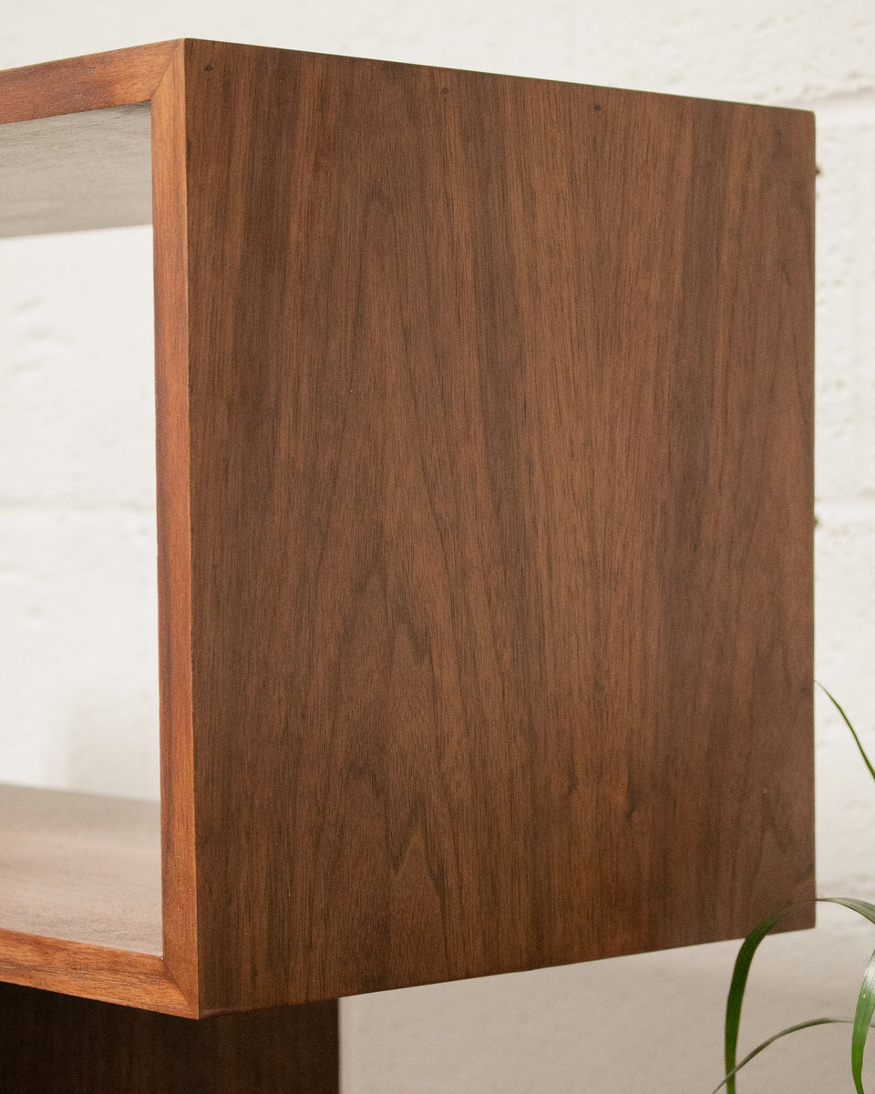 Opposite Side Isabel Shelf – Sunbeam Vintage