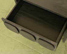 Load image into Gallery viewer, Falino Nightstand