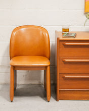 Load image into Gallery viewer, Comet Chair in Tan