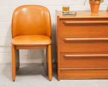 Load image into Gallery viewer, Comet Chair in Tan