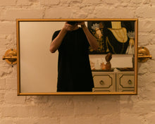 Load image into Gallery viewer, Vanity Mirror Gold