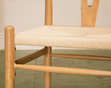 Load image into Gallery viewer, Metal Wishbone Dining Chair