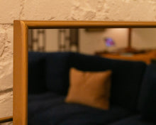 Load image into Gallery viewer, Vanity Mirror Gold